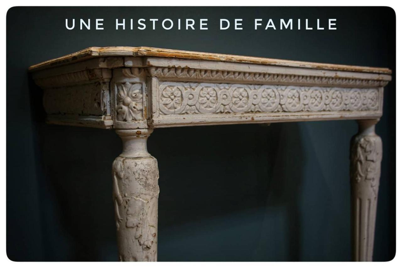 Une Histoire De Famille Collobrieres Luaran gambar